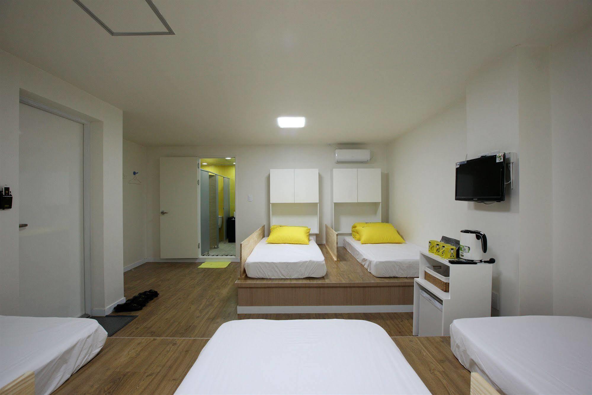 24 Guesthouse Namsan Seul Esterno foto